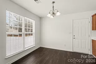 10540 Gold Pan Rd, Charlotte, NC 28215 - Photo 5