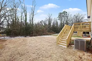 510 Mill St, Lowell, NC 28098 - Photo 25