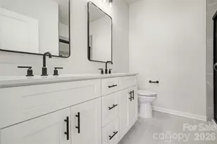 510 Mill St, Lowell, NC 28098 - Photo 13