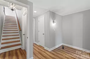 1717 Woodvalley Dr, Charlotte, NC 28216 - Photo 19