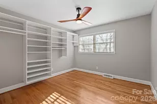 1717 Woodvalley Dr, Charlotte, NC 28216 - Photo 13