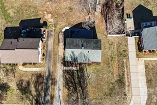 1717 Woodvalley Dr, Charlotte, NC 28216 - Photo 29