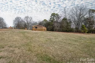 7701 Idlewild Dr, Concord, NC 28027 - Photo 3