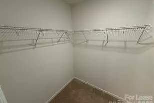 8627 Harris Lake Ln, Charlotte, NC 28269 - Photo 11