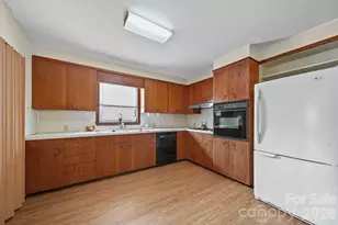 701 E Oakwood Ave, Albemarle, NC 28001 - Photo 9