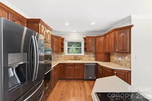 4711 Mountain Point Ln, Charlotte, NC 28216 - Photo 17