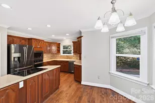 4711 Mountain Point Ln, Charlotte, NC 28216 - Photo 15