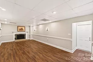 4711 Mountain Point Ln, Charlotte, NC 28216 - Photo 35