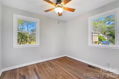 19 Trowbridge Lane, Brevard, NC 28712 - Photo 17