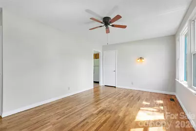 19 Trowbridge Lane, Brevard, NC 28712 - Photo 9