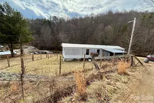 3476 Possum Trot Rd, Burnsville, NC 28714 - Photo 5