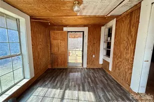 3476 Possum Trot Rd, Burnsville, NC 28714 - Photo 11