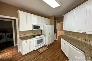 9207 Sandpiper Dr, Charlotte, NC 28277 - Photo 9