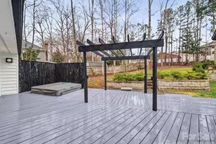 3911 Windwood Cir, Charlotte, NC 28226 - Photo 11