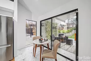 3911 Windwood Cir, Charlotte, NC 28226 - Photo 9