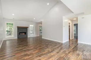 134 Stonehollow Rd, Fletcher, NC 28732 - Photo 7