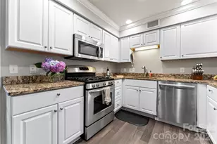 3520 Colony Rd, Charlotte, NC 28211 - Photo 3