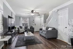 10783 Holly Ridge Blvd, Charlotte, NC 28216 - Photo 5