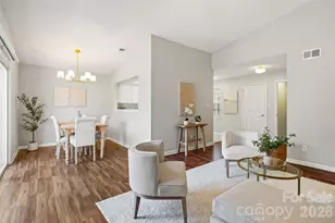 7801 Davinci Ln, Charlotte, NC 28226 - Photo 9