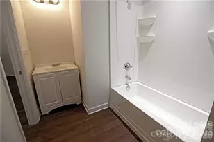 7924 E Lane Dr, Charlotte, NC 28212 - Photo 9