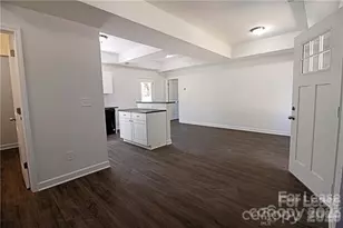 7924 E Lane Dr, Charlotte, NC 28212 - Photo 5