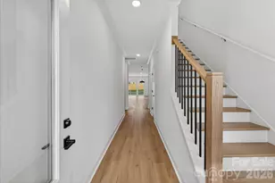 212 Lander St, Charlotte, NC 28208 - Photo 9