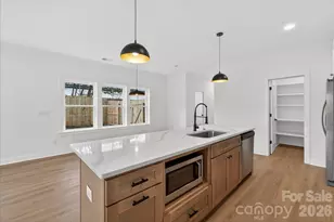 212 Lander St, Charlotte, NC 28208 - Photo 3