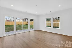 212 Lander St, Charlotte, NC 28208 - Photo 11