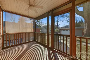 1215 6th St NW, Hickory, NC 28601 - Photo 29