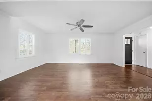 1215 6th St NW, Hickory, NC 28601 - Photo 9