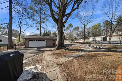 1215 6th Street NW, Hickory, NC 28601 - Photo 41