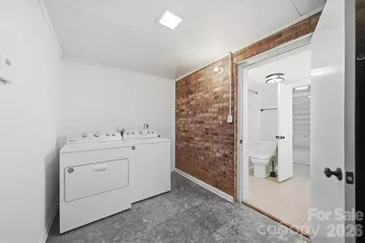 1215 6th Street NW, Hickory, NC 28601 - Photo 27