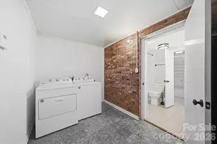 1215 6th St NW, Hickory, NC 28601 - Photo 27