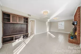 1215 6th St NW, Hickory, NC 28601 - Photo 23