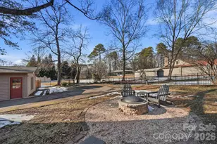 1215 6th St NW, Hickory, NC 28601 - Photo 33