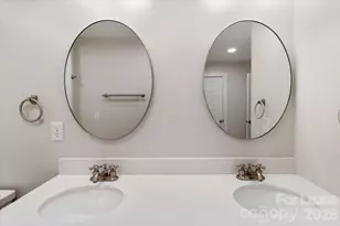 756 Bailey St, Mars Hill, NC 28754 - Photo 31