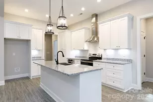 502 Squaw Ln, Edgemoor, SC 29712 - Photo 9