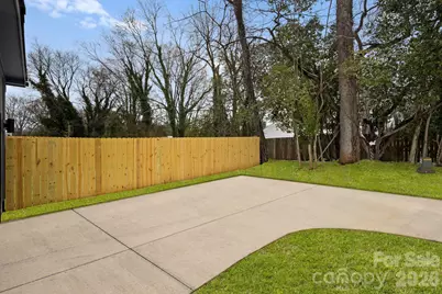 1800 Vinton Street, Charlotte, NC 28216 - Photo 37
