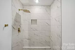 704 W Border St, Dallas, NC 28034 - Photo 33