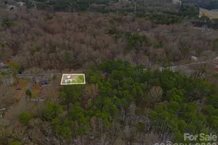 704 W Border St, Dallas, NC 28034 - Photo 9