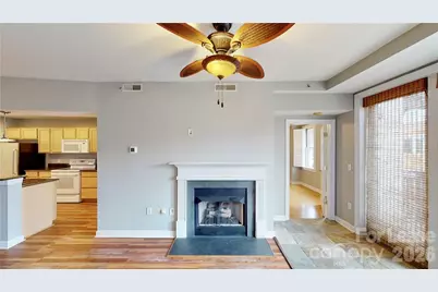 718 W Trade Street #809, Charlotte, NC 28202 - Photo 11