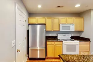 718 W Trade St, Charlotte, NC 28202 - Photo 5