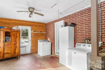 1640 W Nc 10 Highway, Newton, NC 28658 - Photo 17