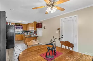 1640 W Nc 10 Hwy, Newton, NC 28658 - Photo 11