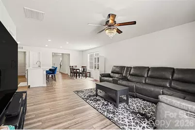 10136 Chatham Run Lane, Charlotte, NC 28262 - Photo 5