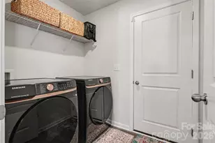 10136 Chatham Run Ln, Charlotte, NC 28262 - Photo 13