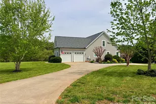 3020 N Ridge Ct, Lincolnton, NC 28092 - Photo 3