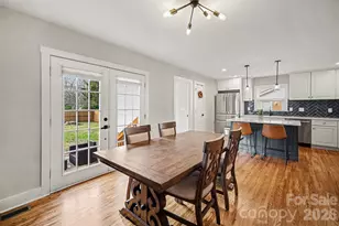 4532 Carriage Dr Cir, Charlotte, NC 28205 - Photo 9