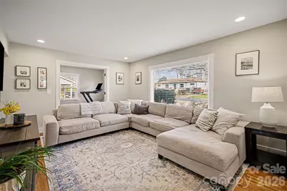 4532 Carriage Drive Circle, Charlotte, NC 28205 - Photo 5