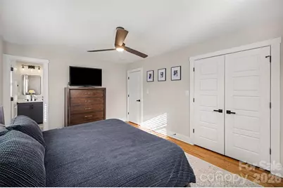 4532 Carriage Drive Circle, Charlotte, NC 28205 - Photo 17
